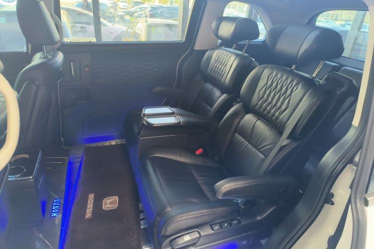 Used Honda Elysion 2022 2.0L eHEV Luxury Edition