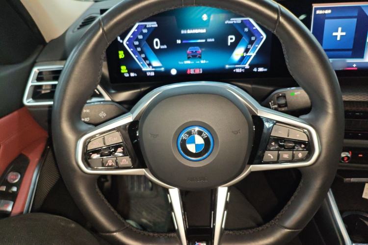 Used BMW i3 2025 eDrive 40 L Midnight Edition
