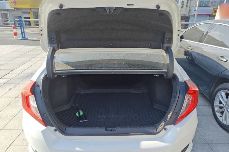 Used Honda Civic 2019 220TURBO CVT Power Edition China VI Emission Standard
