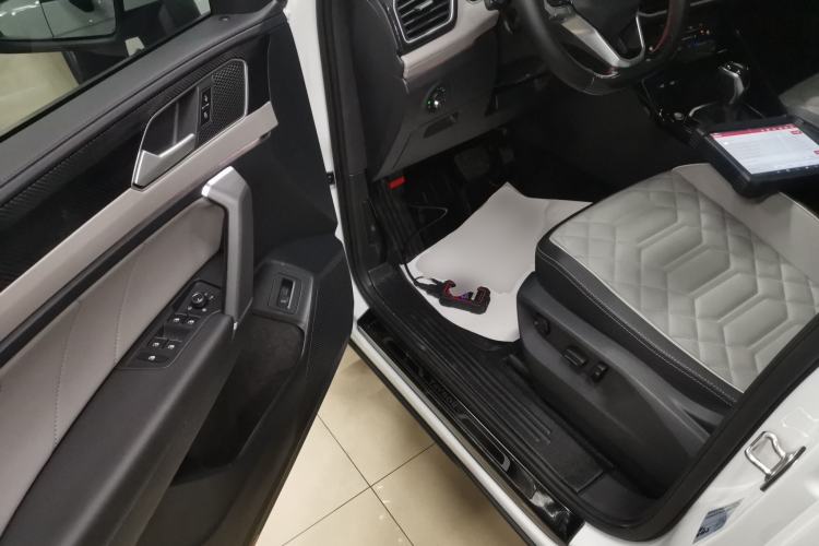 Used Volkswagen Tayron 2023 300TSI Two-Wheel-Drive Luxury Plus Advanced Edition