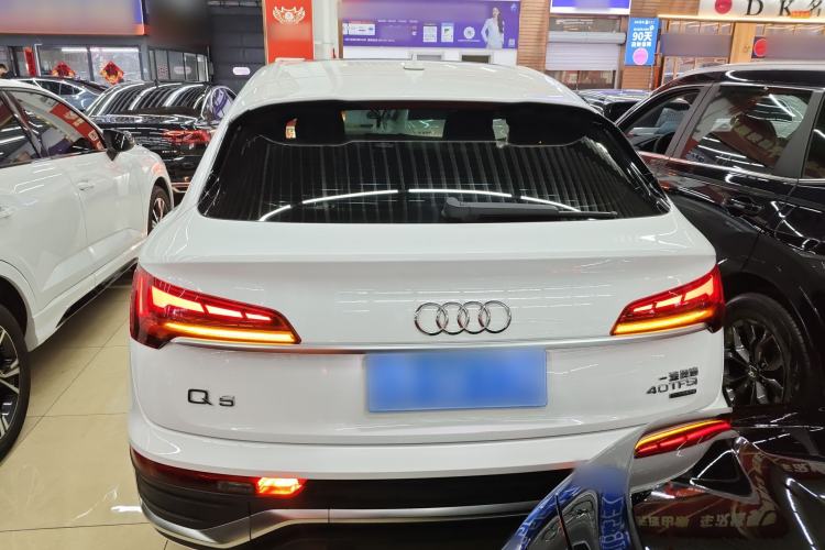 Used Audi Q5L Sportback 2021 40 TFSI Fashion Model
