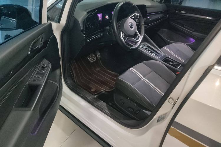 Used Volkswagen Golf 2021 280TSI DSG R-Line
