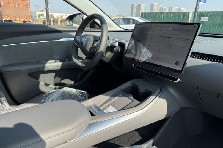 Used XPeng MONA M03 2025 620 Ultra-Long Range Plus
