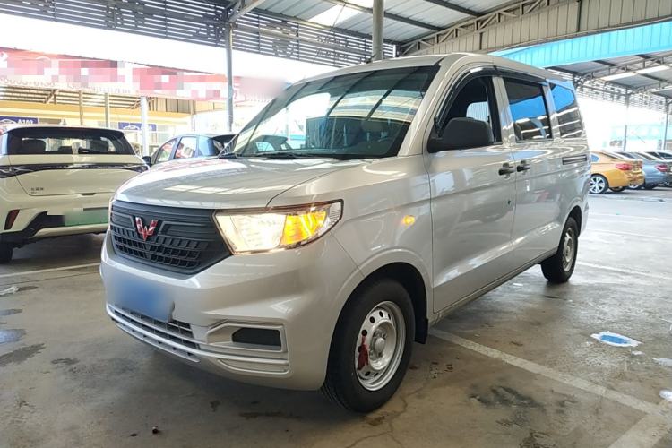 Used Wuling Hongguang V 2022 1.5L Jingqu Edition Electric-Assist LAR
