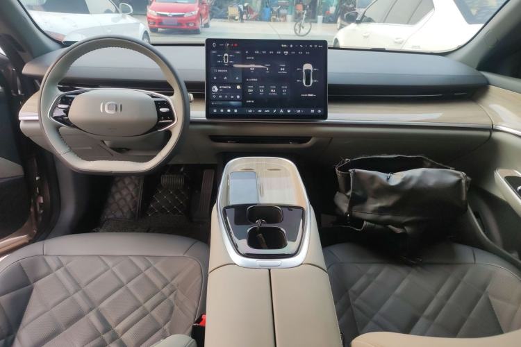 Used  A07 2023 Pure Electric 515 Air
