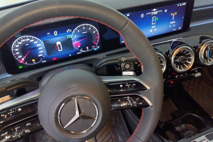 Used Mercedes-Benz A-Class 2025 A 200 L Fashion Model