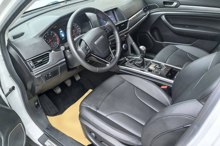 Used Haval H6 2018 Red-Label Sport Version 1.5T Manual Two-Wheel Drive Elite Model
