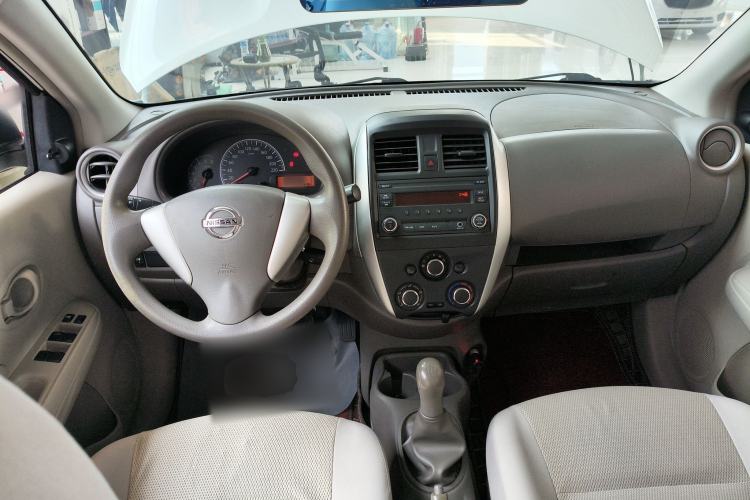 Used Nissan Sunny 2015 1.5XE Manual Comfort Edition