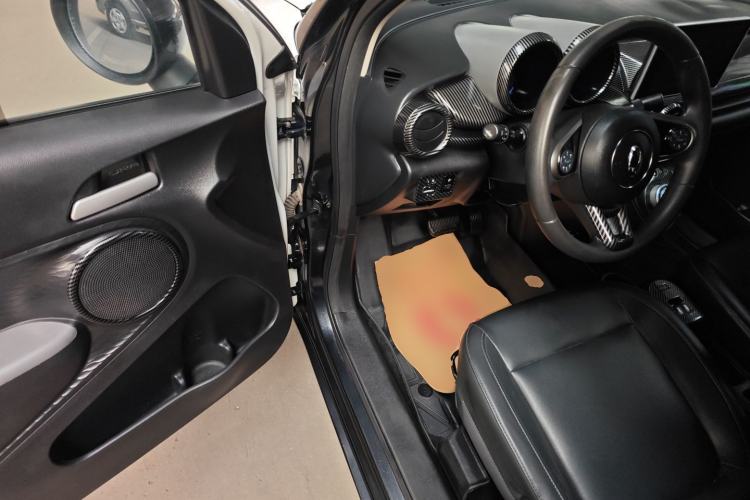 Used ORA Black Cat 2021 301 km Basic Version