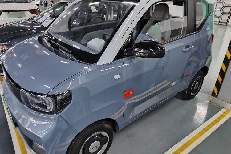 Used Wuling Hongguang MINIEV 2021 Macaron Fashion Model Lithium Iron Phosphate
