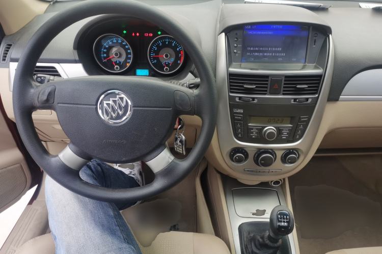 Used Buick Excelle 2013 1.5L Manual Classic Model
