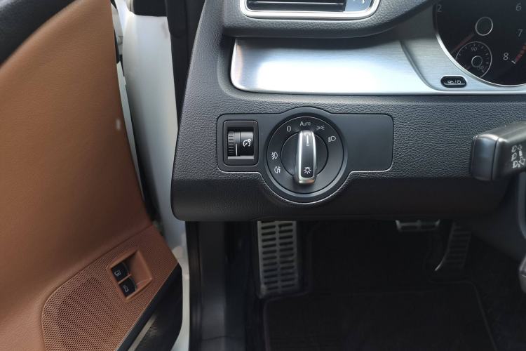 Used Volkswagen FAW-Volkswagen CC 2016 2.0 TSI Luxury Model
