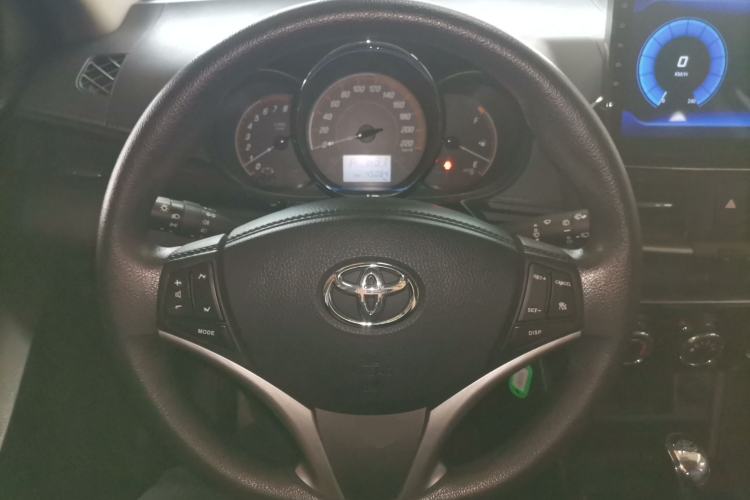 Used Toyota YARiS L 2021 X-Trail 1.5L CVT Luxury Edition
