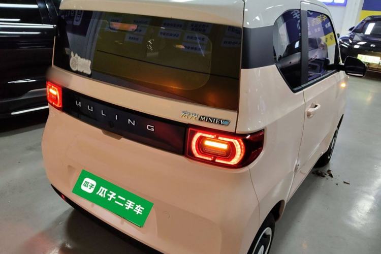 Used Wuling Hongguang MINIEV 2021 Macaron Fashion Model Lithium Iron Phosphate
