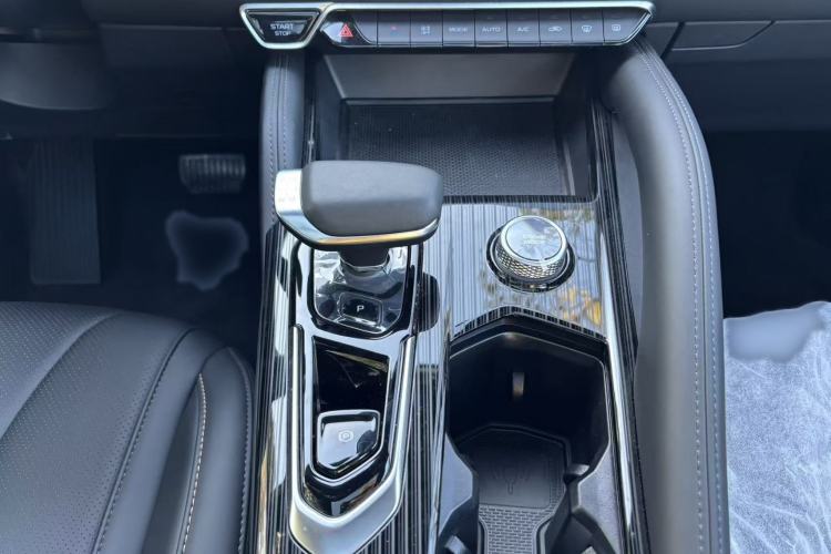 Used Geely Auto Monjaro L 2024 2.0TD DCT EVO Two-Wheel Drive Long-Range Version
