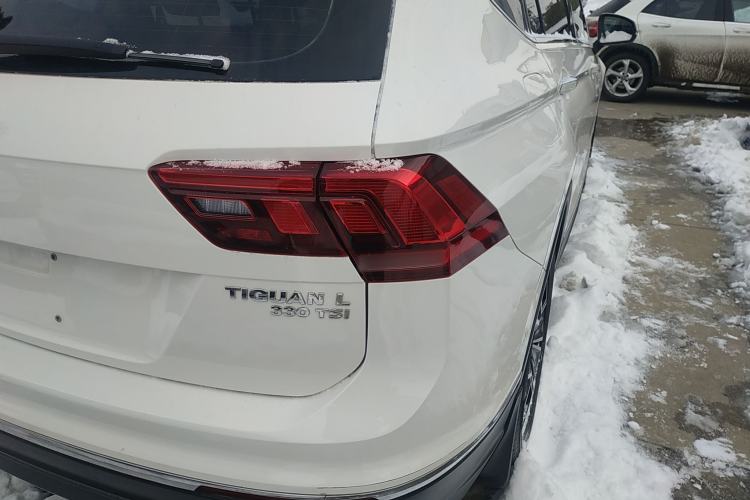 Used Volkswagen Tiguan L 2019 Revised 330TSI Automatic Two-Wheel Drive Smart & Luxury Edition China VI Standard