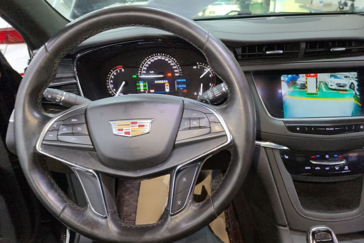 Used Cadillac XT5 2018 28E Four-Wheel Drive Tech Version
