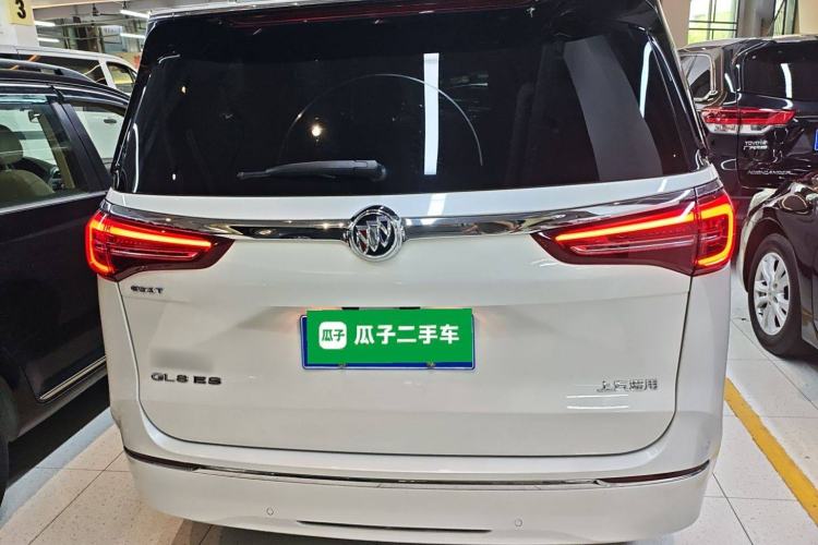 Used Buick GL8 2022 ES Landtrek 653T Luxury Edition