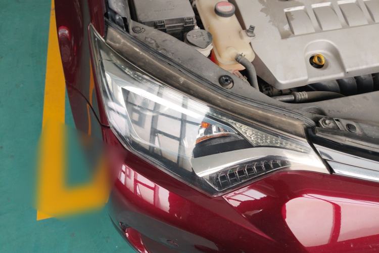 Used Toyota RAV4 2016 2.0L CVT Two-Wheel Drive Fashion Edition China V Standard
