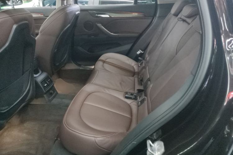 Used BMW X1 2018 sDrive18Li Luxury Model
