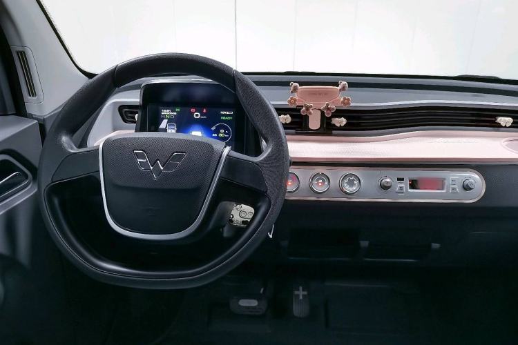 Used Wuling Hongguang MINIEV 2022 Macaron Premium Model – Lithium Iron Phosphate
