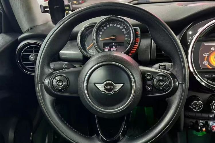 Used  MINI 2014 1.5T COOPER Fun
