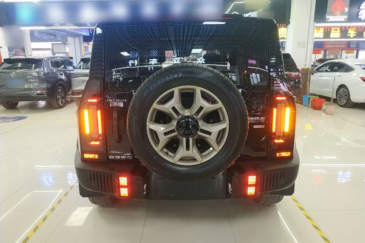 Used JETOUR Traveler 2023 2.0T Four-Wheel Drive Conqueror