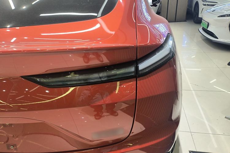 Used ONVO L60 2024 60 kWh Rear-Drive Version