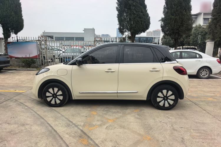 Used Wuling Bingo 2025 410 km Lingxi Deluxe Edition
