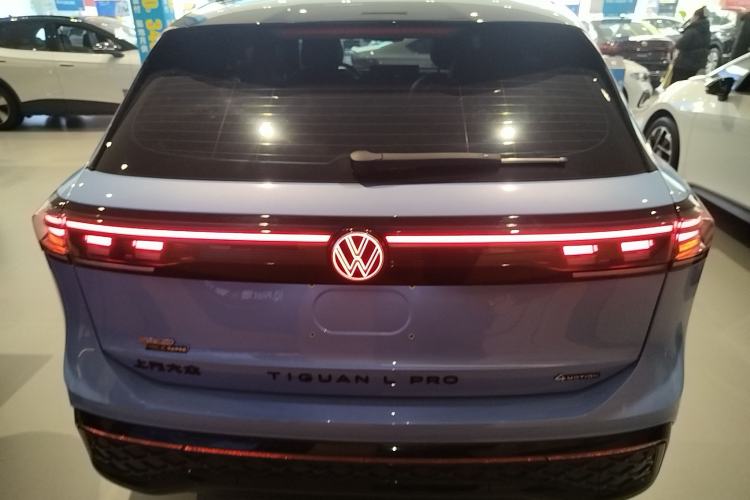 Used Volkswagen Tiguan L 2024 PRO 380TSI Four-Wheel Drive R-Line Prestige Edition
