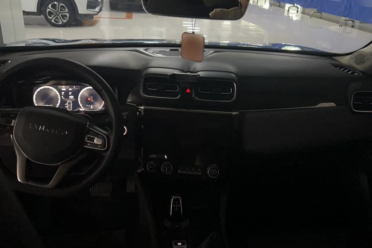 Used Lynk & Co 02 2018 1.5T DCT Two-Wheel Drive Pro Version China V Emission Standard
