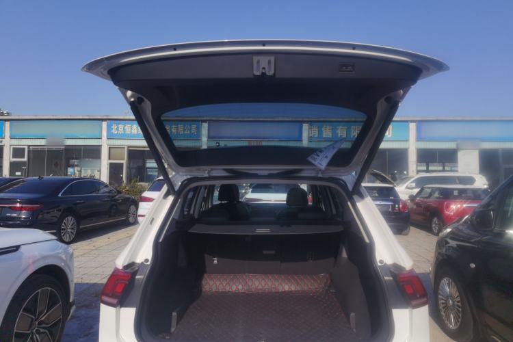 Used Volkswagen Tiguan L 2019 Revised 330TSI Automatic Two-Wheel Drive Smart & Luxury Edition China VI Standard