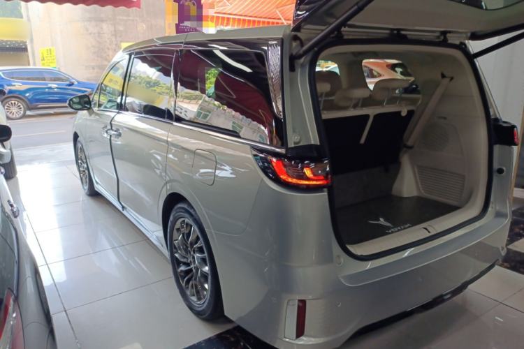 Used VOYAH Dream 2022 Low-Carbon Edition Dream+ Smart Enjoyment Package
