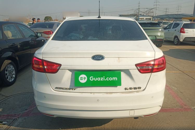 Used Ford Escort 2015 1.5L Automatic Comfort Model
