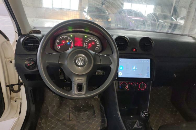 Used Volkswagen Jetta 2015 Value Edition 1.6L Manual Fashionable Style