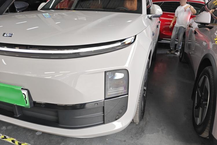 Used Li Auto L6 2024 PRO Model
