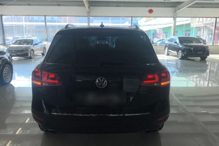 Used Volkswagen Touareg 2011 3.0 TSI High-End Version