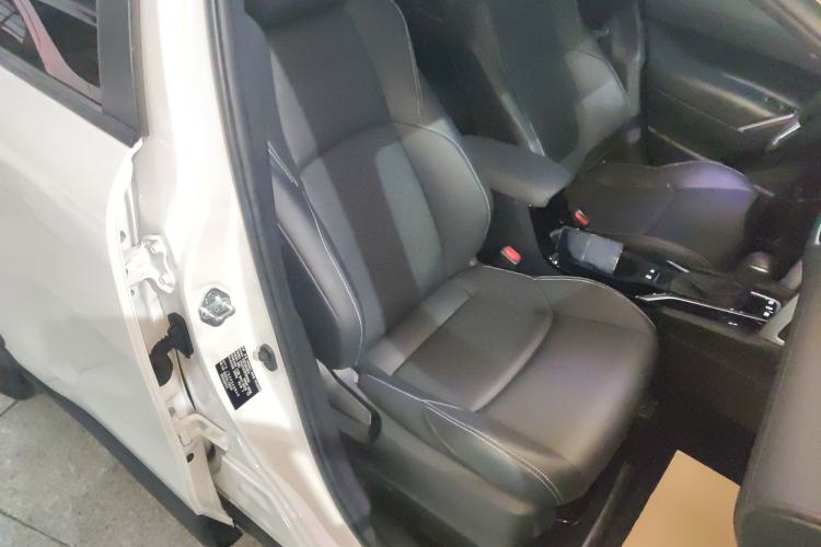 Used Toyota FRONTLANDER 2023 2.0L Smart Electric Hybrid Dual-Engine Deluxe Version