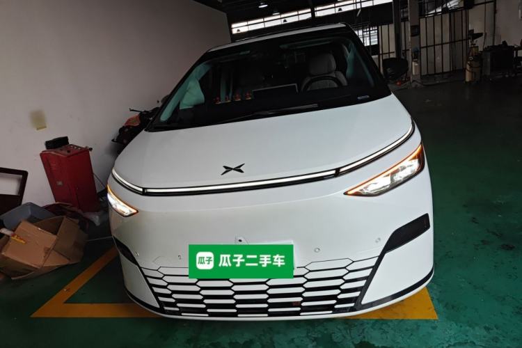 Used XPeng X9 2024 610 Long-Range Pro
