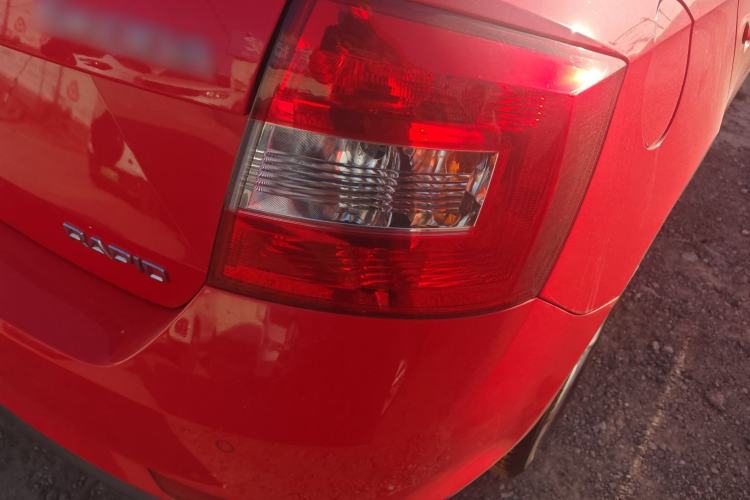 Used Skoda Rapid Spaceback 2014 1.6L Automatic Enjoyment Edition
