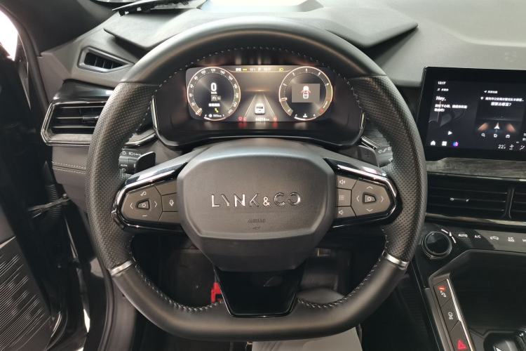 Used Lynk & Co 06 2020 1.5T JinPro model
