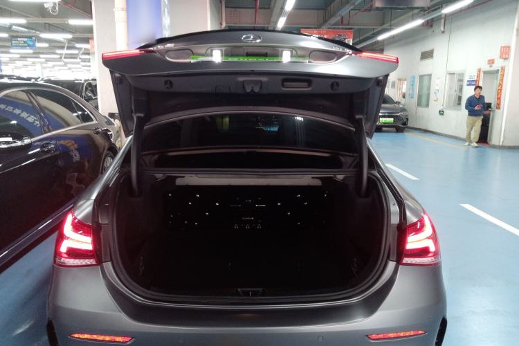 Used Mercedes-Benz A-AMG 2021 AMG A 35 L 4MATIC Midnight Special Edition
