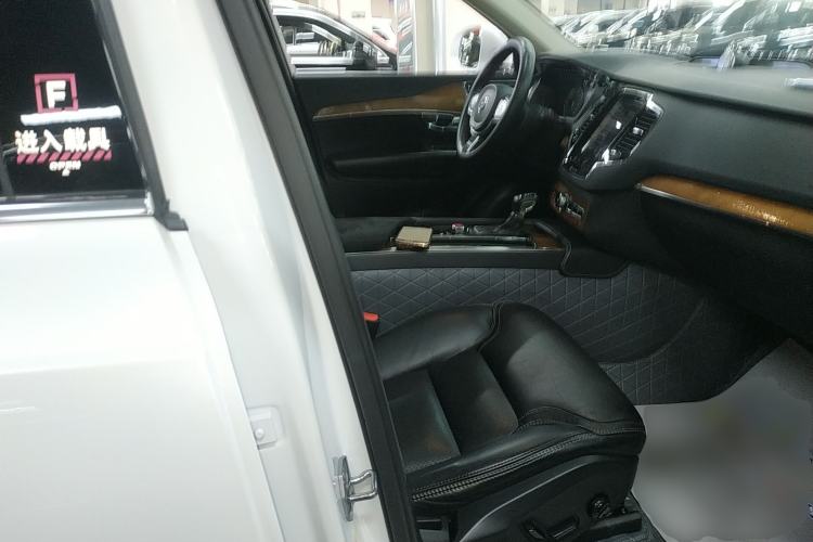 Used Volvo XC90 2018 T6 Zhiya Edition 7-seater
