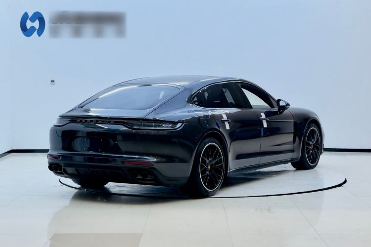 Used Porsche Panamera 2023 Restyled Panamera 4 Executive Extended Platinum Edition 2.9T