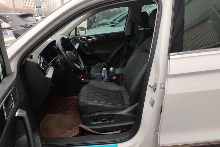 Used Volkswagen Tiguan L 2024 300TSI Automatic Two-Wheel Drive Smart Edition