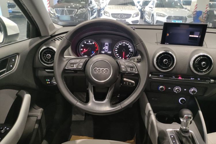 Used Audi A3 2018 30th Anniversary Edition Limousine 35 TFSI Fashion Model
