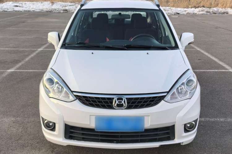 Used Suzuki Liana A6 2015 Hatchback 1.4L Manual Enjoyment Model
