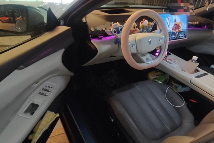 Used Deepal L07 2024 230Max Qiankun Intelligent Driving ADS SE Range-Extended Version
