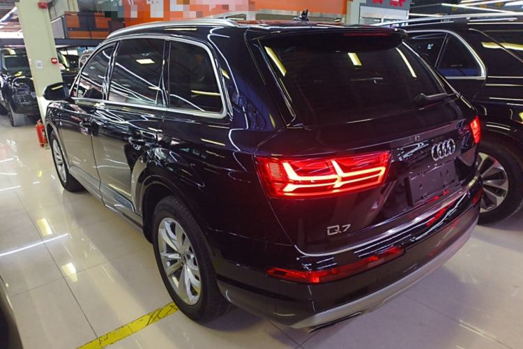 Used Audi Q7 2018 45 TFSI Technology Edition