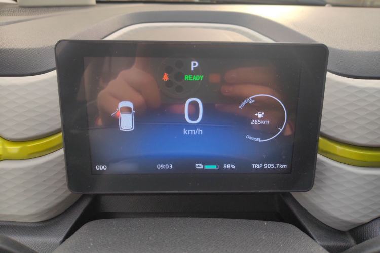 Used SOL E10X 2021 302 km Range Luxury Version 31.4 kWh